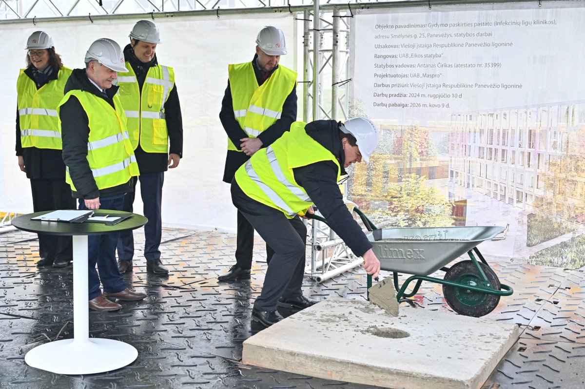 Panevėžyje pradėtos naujos Infekcinių ligų klinikos statybos