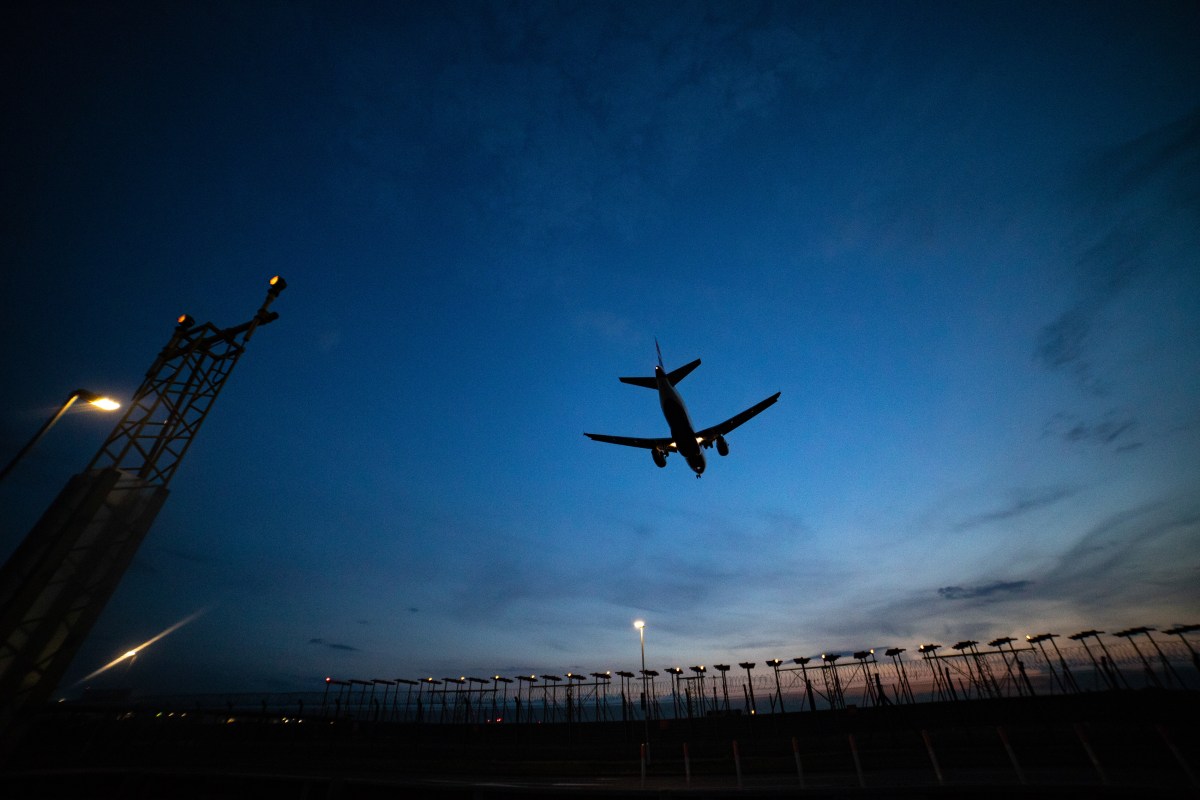 „Airbus“ užsako programinės įrangos pataisymą tūkstančiams lėktuvų dėl saulės spinduliuotės rizikos