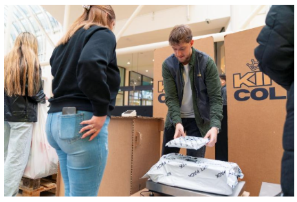 Pamestų paketų su King Colis išvengimas sąvartynuose